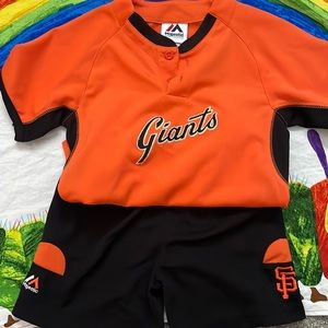 SF Giants jersey and shorts